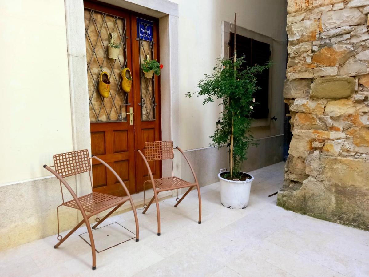 Apartment Atlantis Pula Exterior photo